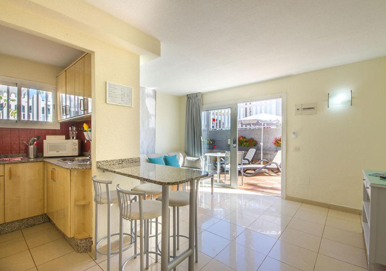 Apartamentos Cocoteros Maspalomas  Buitenkant foto