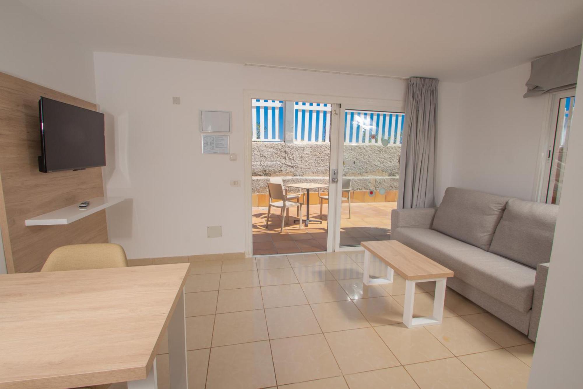 Apartamentos Cocoteros Maspalomas  Buitenkant foto