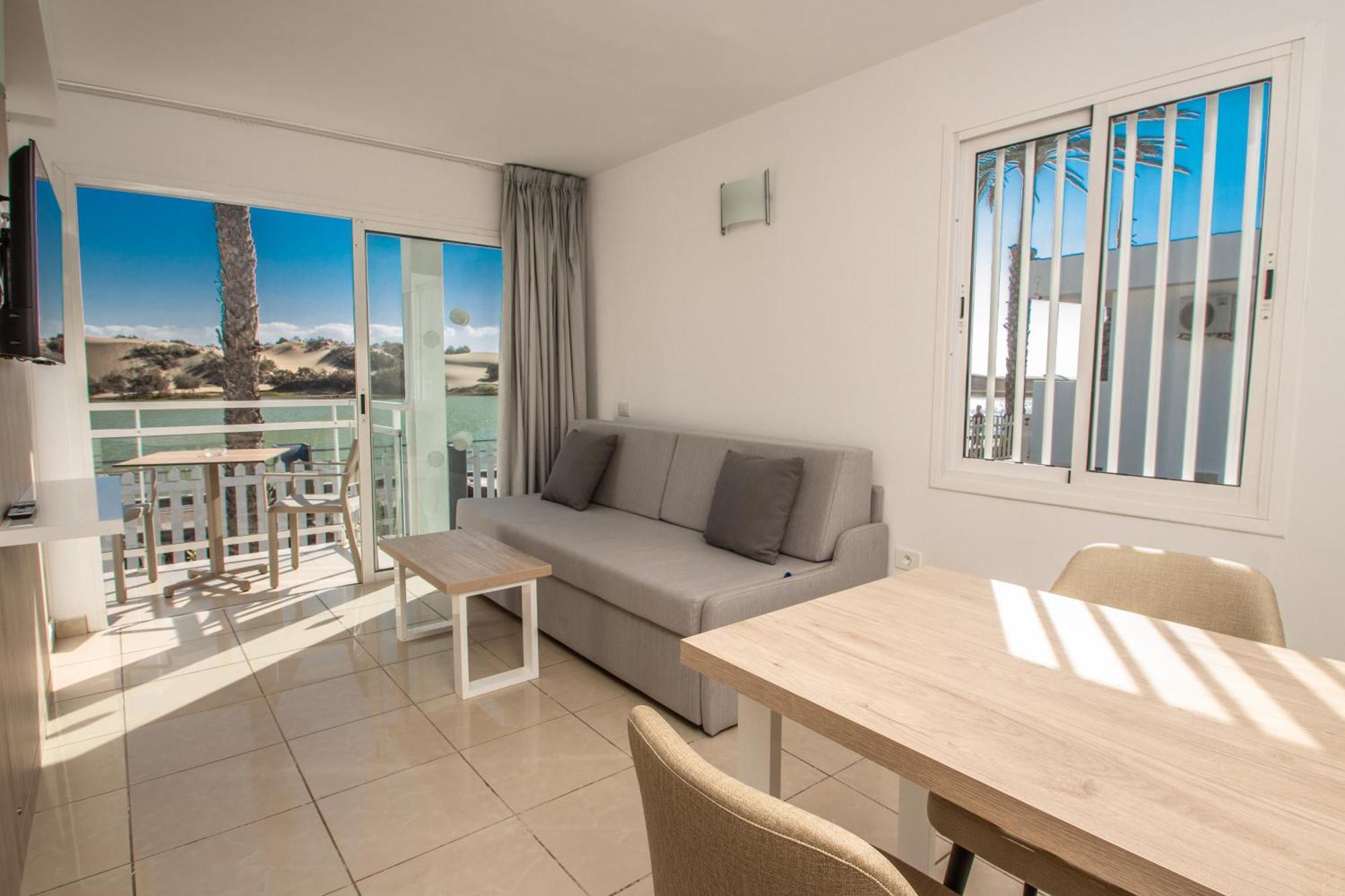 Apartamentos Cocoteros Maspalomas  Buitenkant foto