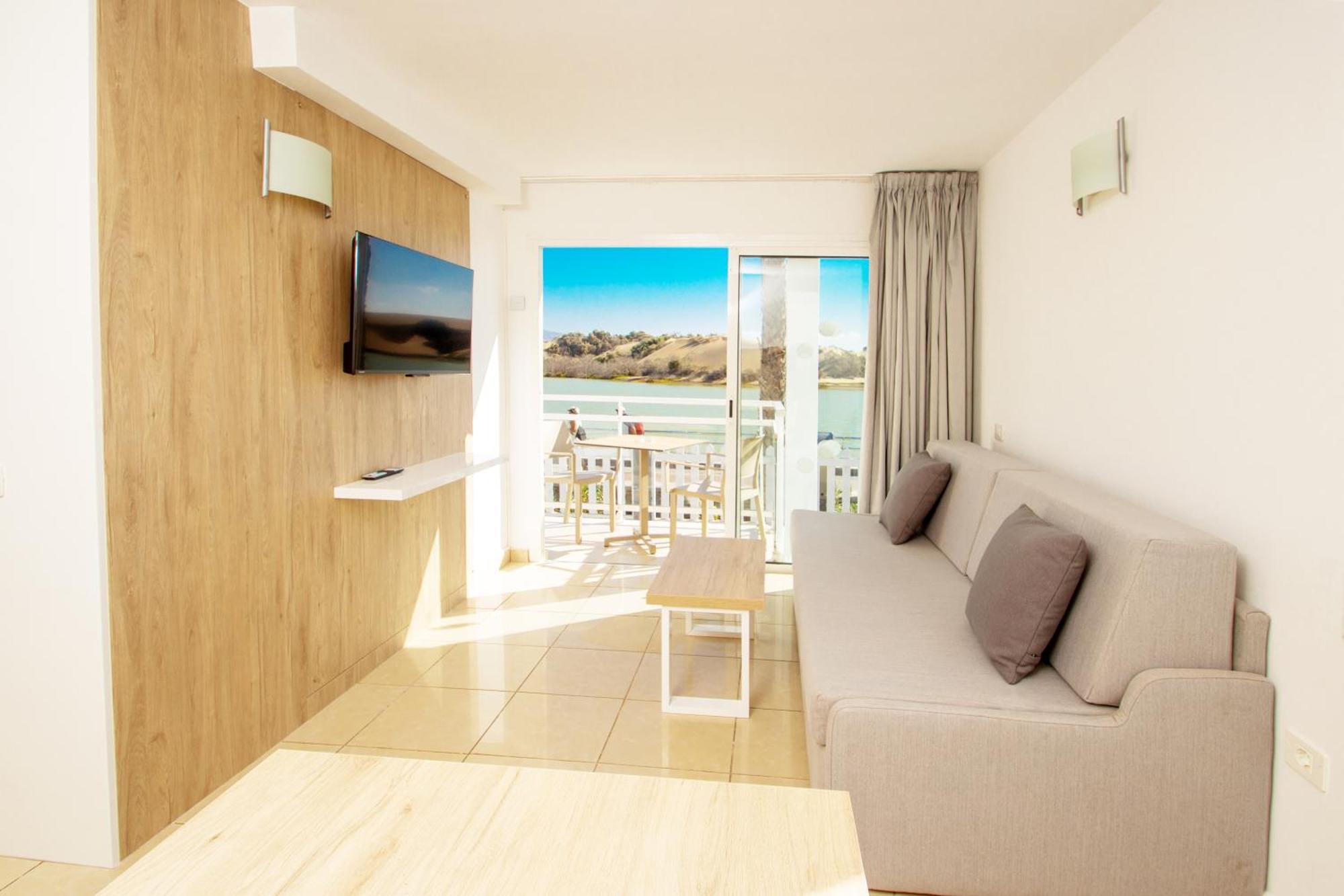 Apartamentos Cocoteros Maspalomas  Buitenkant foto