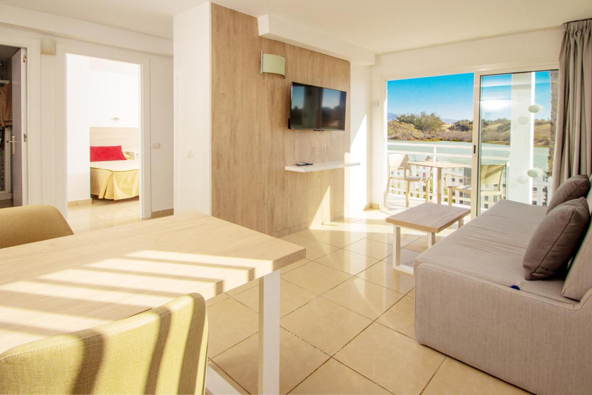 Apartamentos Cocoteros Maspalomas  Buitenkant foto